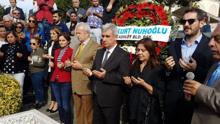 Erdal İnönü mezarı başında anıldı