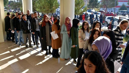 KPSSye geç kalanlar yine kapıda kaldı
