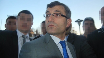 FETÖ firarisi savcı hakkında ‘kumpas’ davası