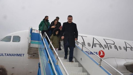 Hakkari Valisi Akbıyık, görevine başladı