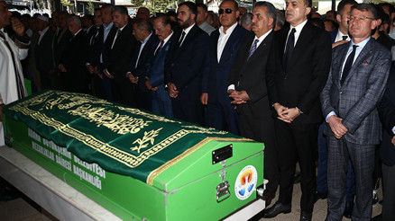 Eski milletvekili son yolculuğuna uğurlandı