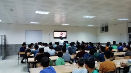 Pansiyonda kalan öğrenciler sinama keyfi yaşadı