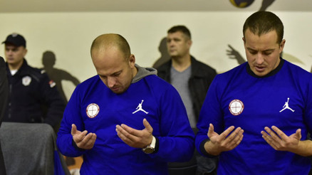 Sırbistanda Koray Şener için saygı duruşu