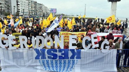 KESKten İzmirde bölgesel miting
