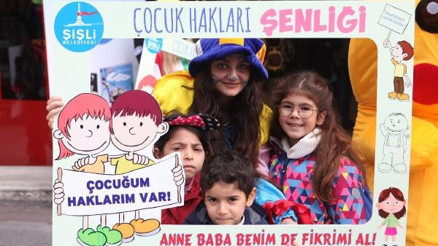 Çocuk Hakları Şenliği’nde haklarını eğlenerek öğrendiler