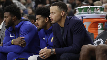Curry izledi, Golden State üst üste üçüncü kez kaybetti