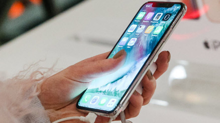 Apple hisseleri neden düşüyor Yanlış giden bir şeyler mi var