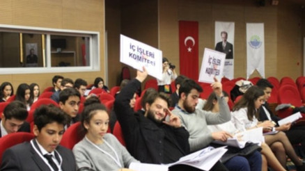 Beyin göçü liselilerin gündeminde