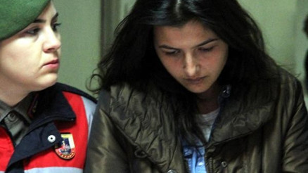 Babaanne cinayeti sanığı Fadimeye, önce müebbet sonra 10 yıl hapis
