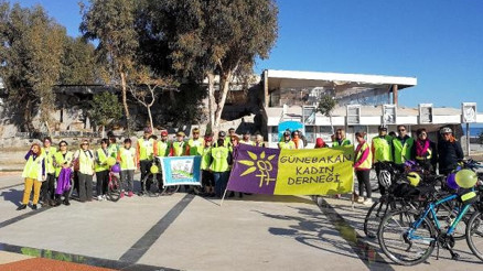 Kadına şiddete dikkat çekmek için pedal bastılar