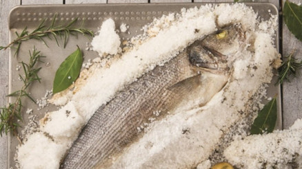 Tuzda balık nasıl yapılır İşte tarifi ve hazırlanışı