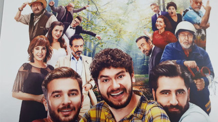 Filmin afişini görünce içim sızladı