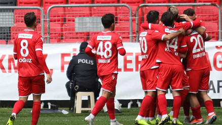 Samsunspor, Manisasporu rahat geçti