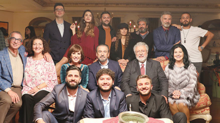 Kafalar Karışık gişede zirvede