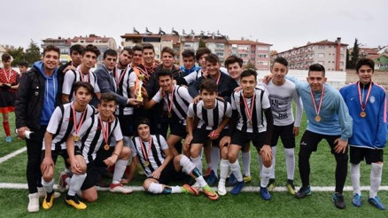 Futbolda Spor Lisesi şampiyon