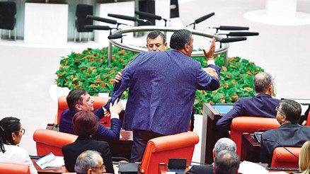Meclis’te tren gerginliği