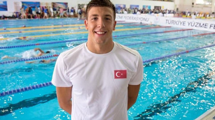 Milli yüzücülerden tarihi başarı