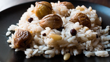 Yılbaşı hindisinin eşlikçisi kestaneli iç pilav nasıl yapılır