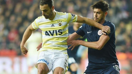 Fenerbahçe ilk yarıyı 17. tamamladı Fenerbahçe ilk yarıyı 17. tamamladı