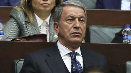 Son dakika... Bakan Akardan CHPli Özele dava