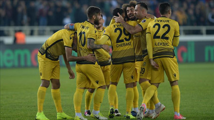 En istikrarlısı Sadık, en golcüsü Aleksic