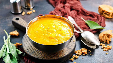 Zerdeçallı bal kabağı çorbası nasıl yapılır  Zerdeçallı bal kabağı çorbası tarifi