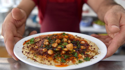 Humus nasıl yapılır Sade ve pastırmalı humus tarifi