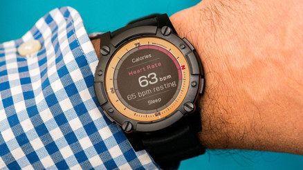 Vücut sıcaklığı ile şarj olabilen saat