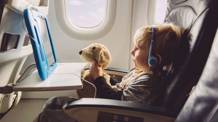 Uçakta çocuklar sıkılmasın diye...