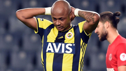 Ümraniye faciası Fenerbahçe kupaya yenilerek havlu attı Ümraniye faciası Fenerbahçe kupaya yenilerek havlu attı