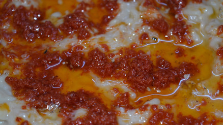 Şuhutun tescilli yemeği keşkek bin bir emekle hazırlanıyor