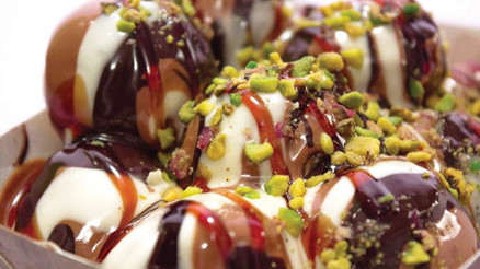 Dök bir lokma çikolatalı olsun