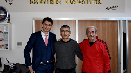 Üç nesil öğretmen aynı okulda