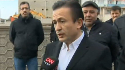 Tuzlada kimyasal koku paniği ile ilgili Belediye Başkanından flaş açıklama Tuzlada kimyasal koku paniği ile ilgili Belediye Başkanından flaş açıklama