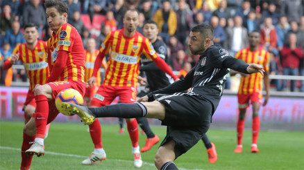 Beşiktaş, 1 puanı 90. dakikada Caner ile aldı Beşiktaş, 1 puanı 90. dakikada Caner ile aldı