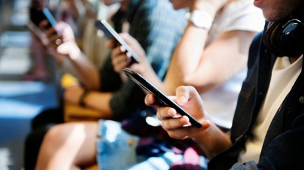 Ruandada ilk yerli akıllı telefon fabrikası açılacak