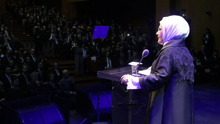 Zihinlere barikatlar yerleştirmeyelim dedi bu önemli mesajı verdi Zihinlere barikatlar yerleştirmeyelim dedi bu önemli mesajı verdi