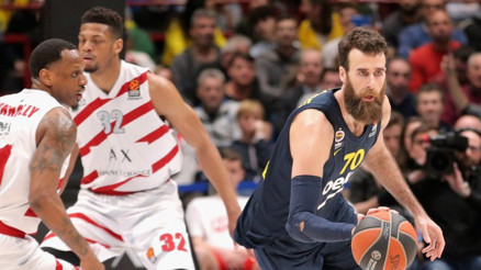 Fenerbahçe sezonu lider bitirdi