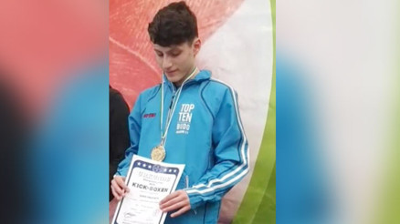 ‘Makine Timur’ Kickboks şampiyonu