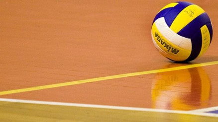 Voleybol Efeler Liginde baraj etabı