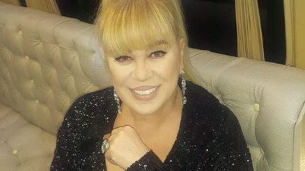 Zerrin Özer kimdir ve kaç yaşında İşte, albümler ve teklileri