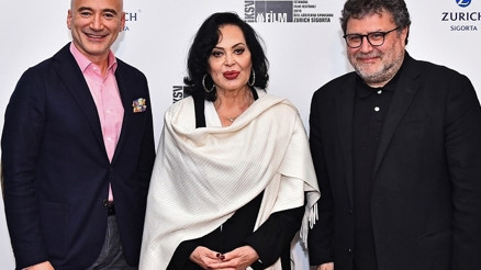 Yenilenmiş On Kadına Türkan Şoraylı gala