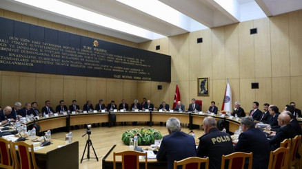 Emniyet müdürlerine Mavi Balina uyarısı