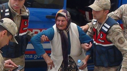 40 yıllık eşini keserle vurarak öldürmüştü Flaş gelişme...