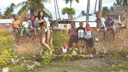 Afrika’da klip çekti