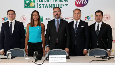 İstanbul’da tenis şöleni