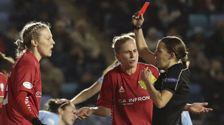 Fransada bir ilk Kadın hakem dönemi...