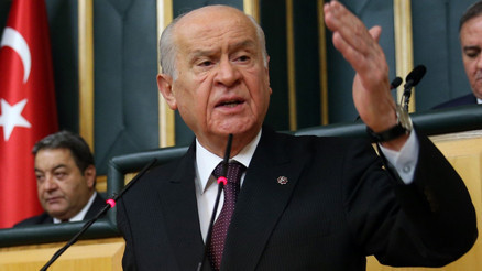 Son dakika: Devlet Bahçeli: YSK üyelerine çete demek sakat bir zihniyettir