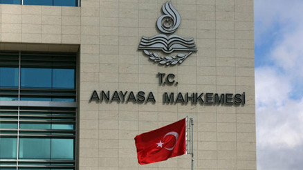 AYMden Özhaseki ve Zeybekcinin başvurularına ret