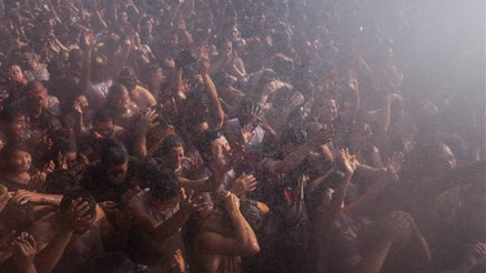 Her yıl yapılıyor... İlginç görüntülere sahne oldu